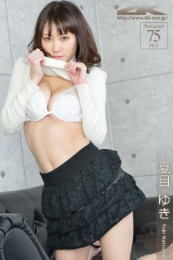 没有衣服的女孩子正能量